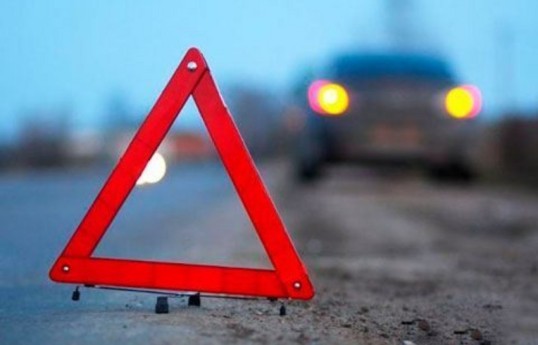 Samuxda maşın aşıb, xəsarət alanlar var