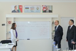 Emin Əmrullayev Xankəndi və Xocalı məktəblərində olub - FOTO 