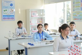 Emin Əmrullayev Xankəndi və Xocalı məktəblərində olub - FOTO 