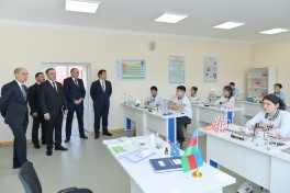 Emin Əmrullayev Xankəndi və Xocalı məktəblərində olub - FOTO 