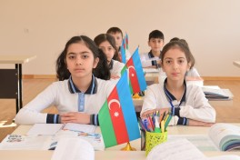 Emin Əmrullayev Xankəndi və Xocalı məktəblərində olub - FOTO 