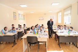 Emin Əmrullayev Xankəndi və Xocalı məktəblərində olub - FOTO 