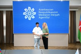 MEDİA multimedia məzmunlarının hazırlanması mövzusunda vörkşop keçirib - FOTO 