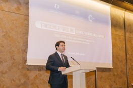 “Təhsilinlə fərqlən: Qlobal təcrübə, milli dəyər” adlı tədbir keçirilib