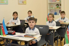 Emin Əmrullayev Şuşada tədris prosesini izləyib