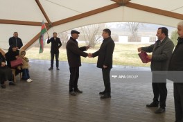 Xocalının Xanabad kəndinə köçürülən sakinlərə açarlar təqdim olunub - FOTO 