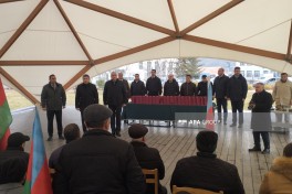 Xocalının Xanabad kəndinə köçürülən sakinlərə açarlar təqdim olunub - FOTO 