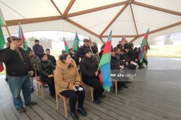 Xocalının Xanabad kəndinə köçürülən sakinlərə açarlar təqdim olunub - FOTO 