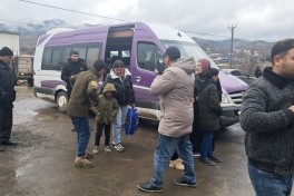 Xocavəndin Qırmızı Bazar qəsəbəsinə növbəti köç olub, açarlar təqdim edilib - FOTO 