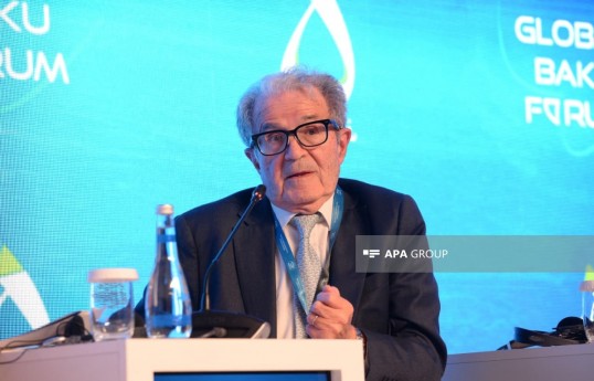 İtaliyanın sabiq Baş naziri və Avropa Komissiyasının sabiq prezidenti Romano Prodi