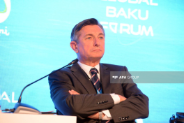 XIII Qlobal Bakı Forumunun II günündə Çinlə bağlı panel müzakirəsi keçirilib - FOTO 