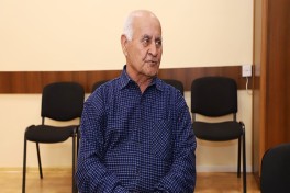 Mürsəl İbrahimov Bərdədə vətəndaşları qəbul edib