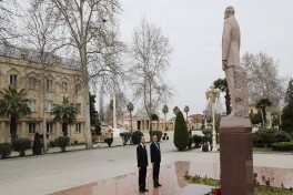 Mürsəl İbrahimov Bərdədə vətəndaşları qəbul edib