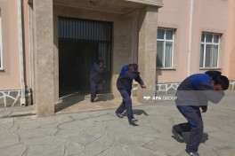Naxçıvanda cəzaçəkmə müəssisəsində fövqəladə hallarla bağlı təlim keçirilib - FOTO 