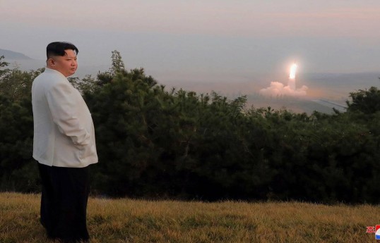 Şimali Koreya lideri Kim Çen In
