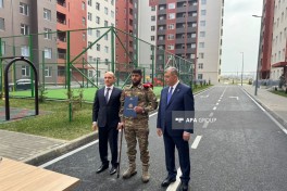 Şirvanda şəhid ailələrinə və müharibə əlillərinə 35 mənzil verilib