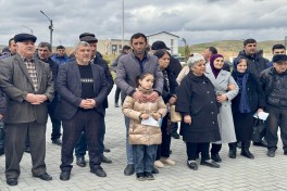 Cəbrayılın Horovlu kəndinə növbəti köç olub, açarlar təqdim edilib - FOTO 