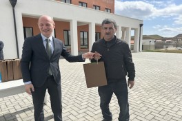 Cəbrayılın Horovlu kəndinə növbəti köç olub, açarlar təqdim edilib - FOTO 