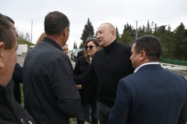 Prezident Xocavəndin Xanoba kəndində fərdi evlərin və infrastrukturun bərpa işləri ilə tanış olub - FOTO  - YENİLƏNİB 