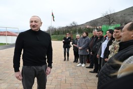 Prezident Xocavəndin Xanoba kəndində fərdi evlərin və infrastrukturun bərpa işləri ilə tanış olub - FOTO  - YENİLƏNİB 