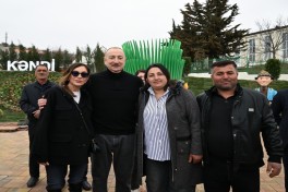 Prezident Xocavəndin Xanoba kəndində fərdi evlərin və infrastrukturun bərpa işləri ilə tanış olub - FOTO  - YENİLƏNİB 