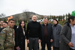 Prezident Xocavəndin Xanoba kəndində fərdi evlərin və infrastrukturun bərpa işləri ilə tanış olub - FOTO  - YENİLƏNİB 
