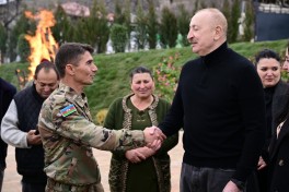 Prezident Xocavəndin Xanoba kəndində fərdi evlərin və infrastrukturun bərpa işləri ilə tanış olub - FOTO  - YENİLƏNİB 