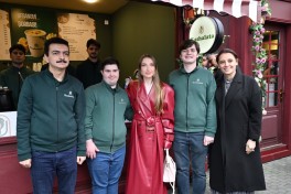 Alena Əliyeva Novruz yarmarkasını ziyarət edib