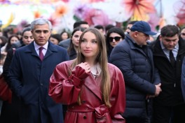 Alena Əliyeva Novruz yarmarkasını ziyarət edib