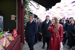 Alena Əliyeva Novruz yarmarkasını ziyarət edib