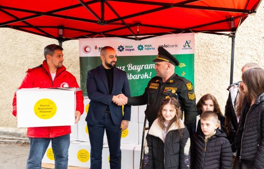 Yelo Bank-dan aztəminatlı ailələrə bayram sevinci