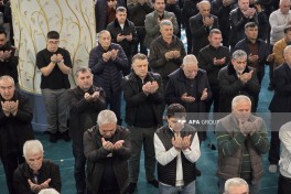 Naxçıvanda bayram namazı qılınıb - FOTOLENT 
