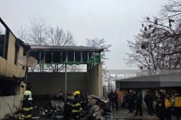 Tovuzda ikimərtəbəli ev yanıb - FOTO 
