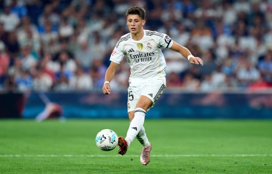 “Real Madrid” klubunun türkiyəli yarımmüdafiəçisi Arda Gülər
