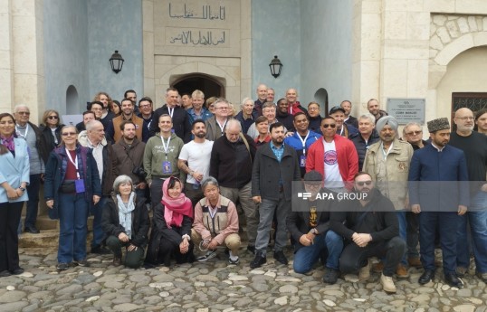 Beynəlxalq səyyahlar Ağdam Cümə məscidində olublar - YENİLƏNİB-1  - FOTO 