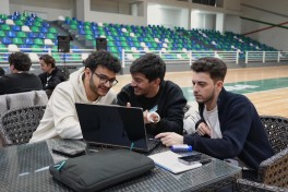 “Urban Hackathon 2026”da gənclər dayanıqlı şəhər mobilliyi üçün həllər təqdim edib