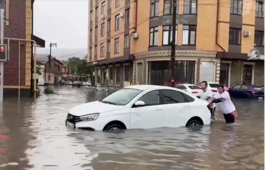 Dağıstanda daşqınlarda 60 min insan işıqsız qalıb - VİDEO 
