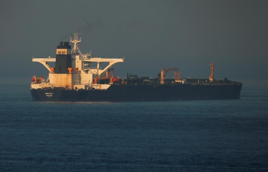 Tramp: İran ABŞ-a 20 tanker neft verəcək