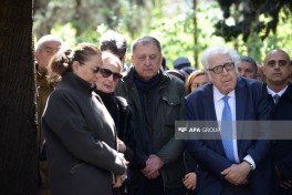 Xalq artisti Rasim Balayev I Fəxri xiyabanda dəfn edilib - FOTO  - YENİLƏNİB-1 