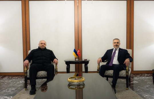 Hakan Fidan Rustem Umerov ilə görüşüb