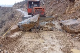 Güclü yağışlar nəticəsində Ordubadda qaya uçqunu olub - FOTO 