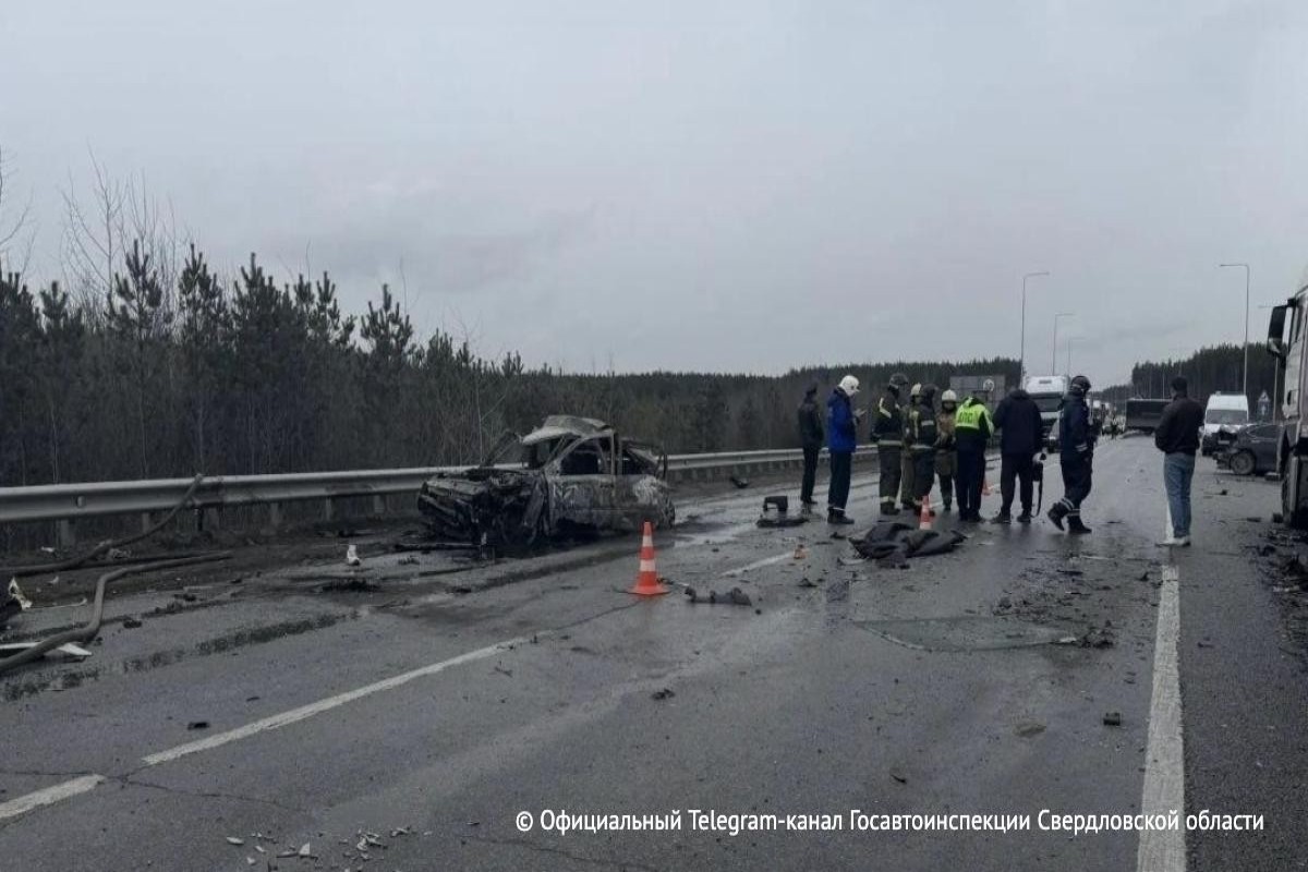 Rusiyada yol qəzasında 4 uşaq ölüb, daha 3 nəfər yaralanıb