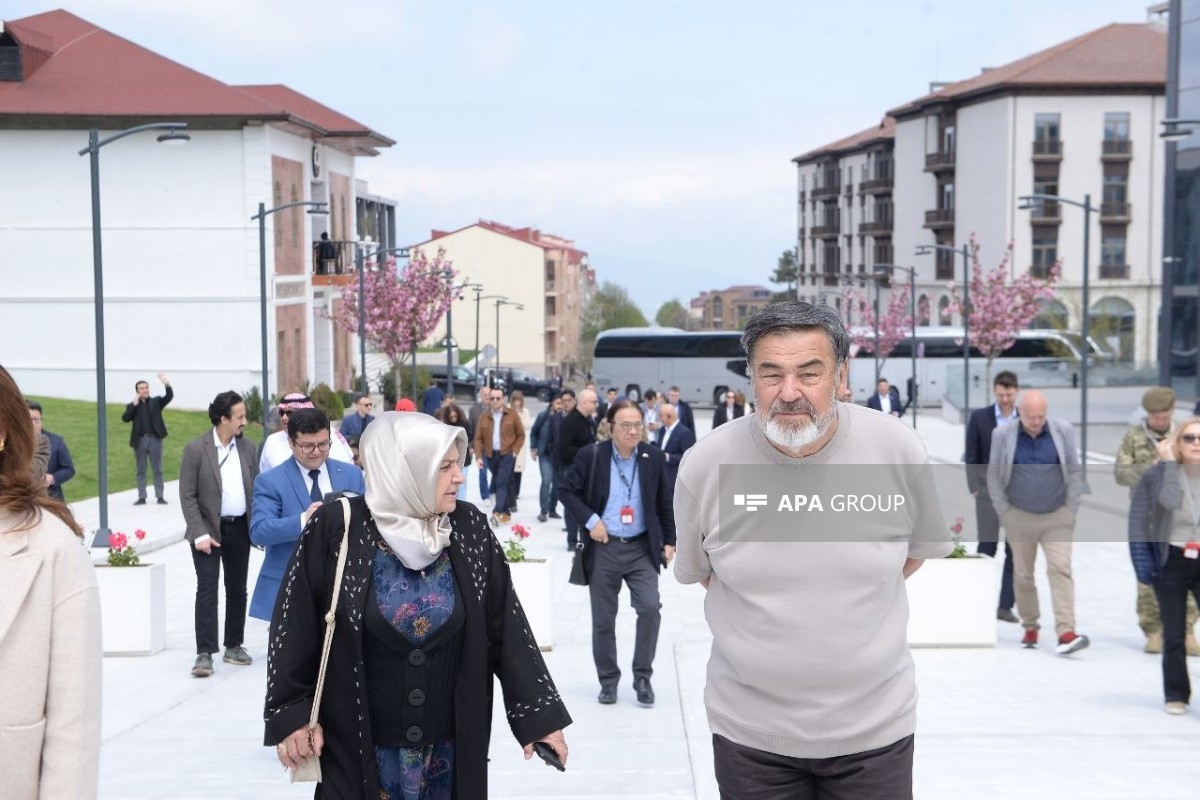 Xarici diplomatlar Xankəndidə Zəfər Parkında olublar - FOTO - VİDEO 