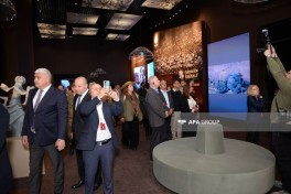 Diplomatik korpusun nümayəndələri Xocalı Soyqırımı Memorialında olublar - FOTO 