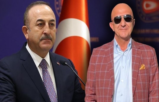 Türkiyənin sabiq xarici işlər naziri, millət vəkili Mövlud Çavuşoğlu, iş adamı Aydın Çavuşoğlu