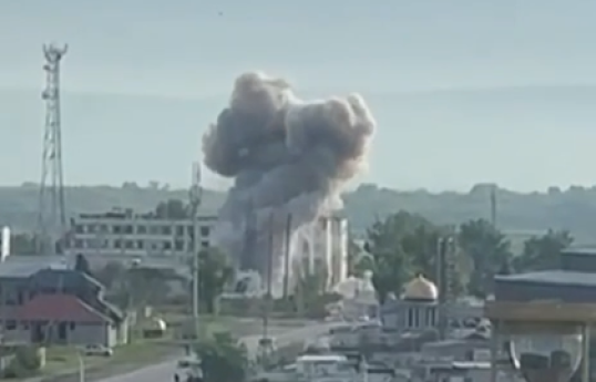 Ukrayna ordusu Qroznıda hərbi hissələrə dron zərbəsi endirib - VİDEO 
