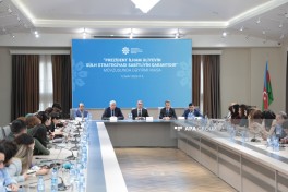 MEDİA dəyirmi masa təşkil edib - FOTO 