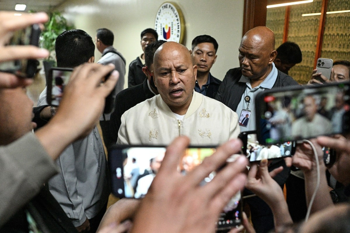 Gunshots ring out at Philippine Senate, people told to take cover