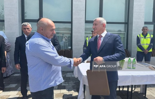 Köç karvanı Cəbrayılın Şükürbəyli kəndinə çatıb, açarlar təqdim olunub - FOTO  - YENİLƏNİB 