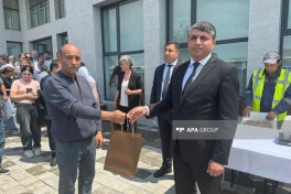 Köç karvanı Cəbrayılın Şükürbəyli kəndinə çatıb, açarlar təqdim olunub - FOTO  - YENİLƏNİB 
